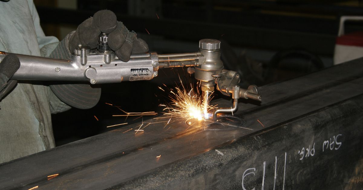 10 Tips for Proper Oxy-Fuel Cutting Torch Setup